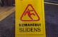 Brīdinājuma zīme slidena grīda